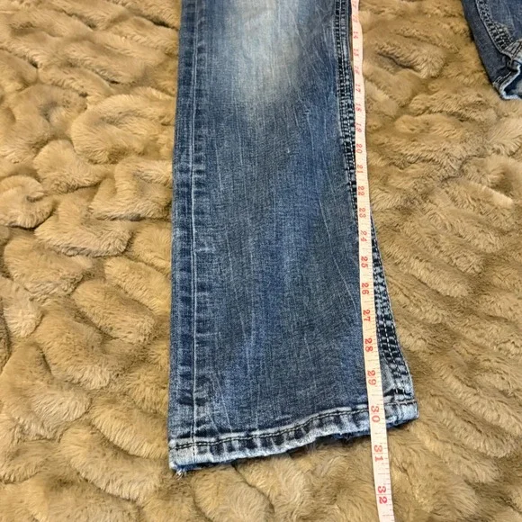 BKE Jake Straight Leg Jeans Mens 31R Medium Wash Distressed Denim - Picture 7 of 7